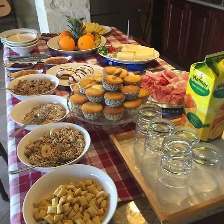 Ferrieha Farmhouse B&B * Qala