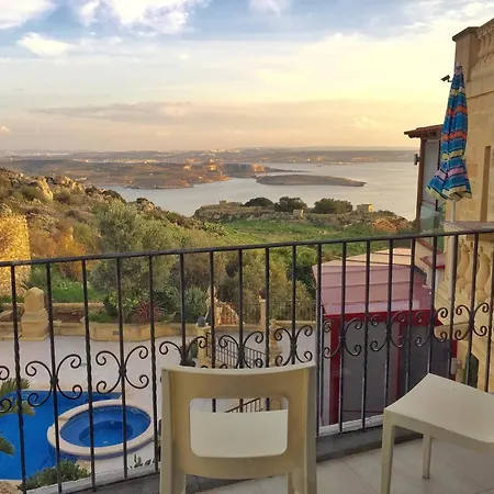 Ferrieha Farmhouse B&B Qala